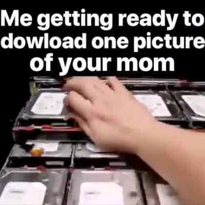 🗿