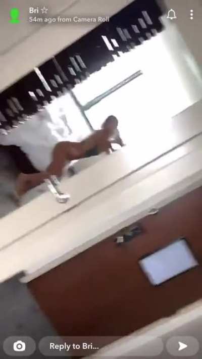 Shaking ass on snap