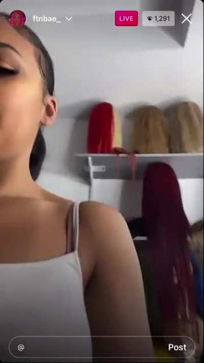 👀