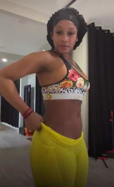 🤤