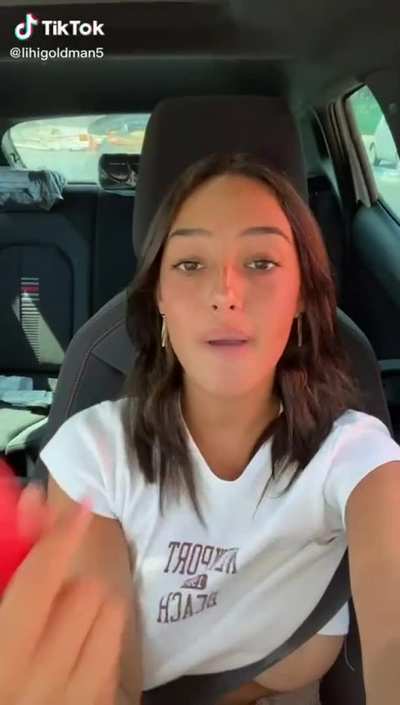 Tik Tok nip slip