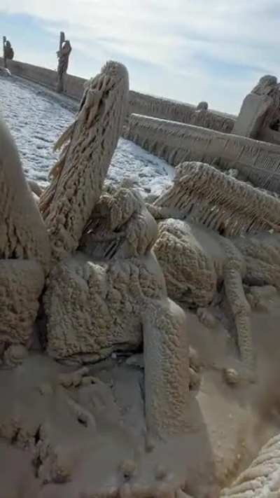 Huge Ice dicks! (according to everyone on reddit)