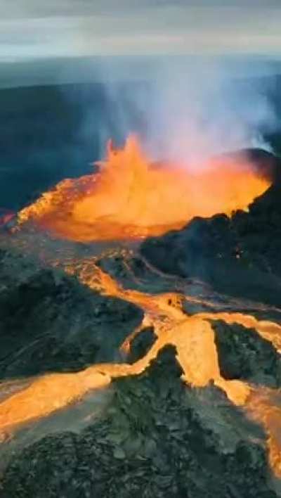 🔥 Iceland, Reykjanes Peninsula, Volcano Fagradalsfjall.