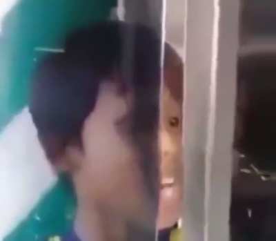 :V