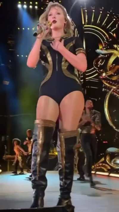 Front Row Seat To The Bum Show