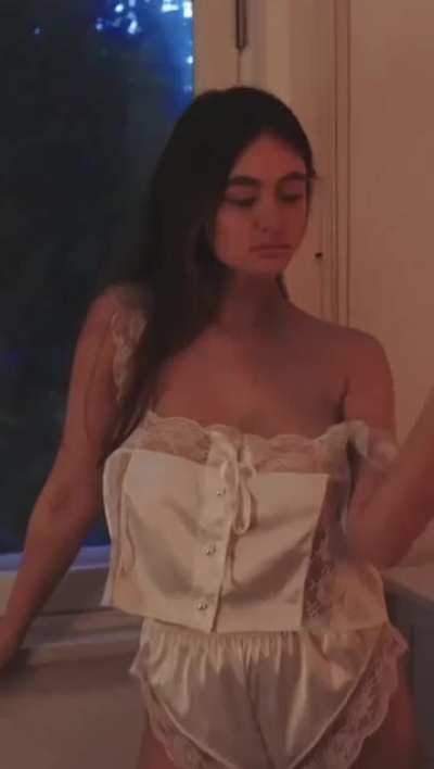 Ella Cervetto