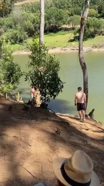 Rope swing
