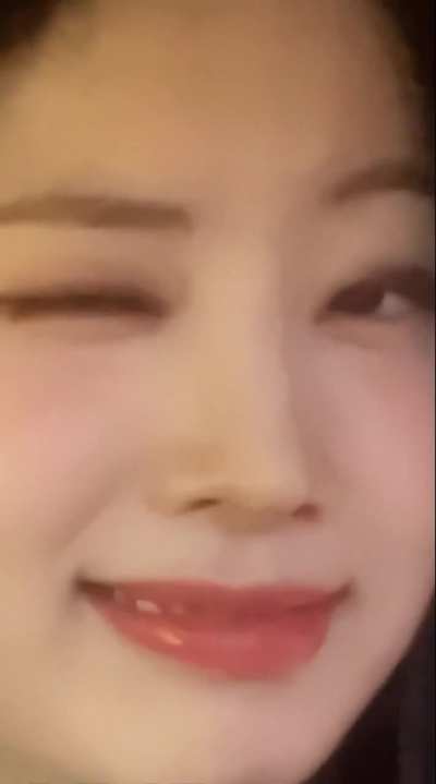 Close-up of Dahyun having no consideration for ONCE's faint hearts