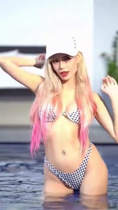 Myrtle Sarrosa