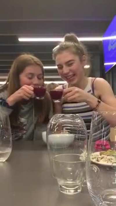 InnOCent GiRl is iNtANTLy KiLlED bY loNg RAnged SNIPEr whILST eNOJYiNg RefrEsHMEnsT