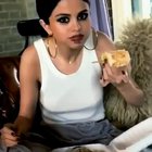 Another no bra moment...