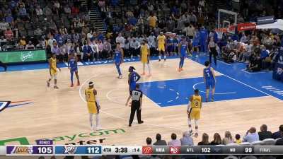 [Highlight] Bazley denies AD's shot at the rim
