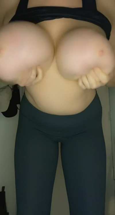 Would you fuck a 5’10 girl with big boobs?