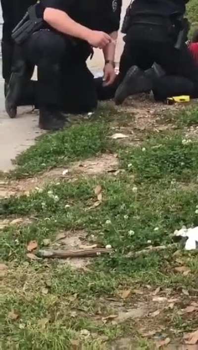 Cop plants drugs on an innocent civilian to rack up his arrest record