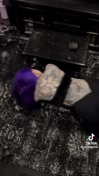 Goth Surround Sound Trend 🍑