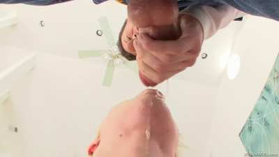 She is working hard to drain his balls