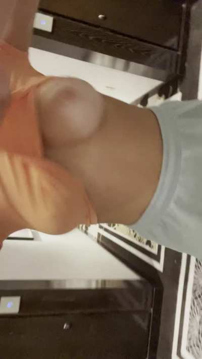 they love to bounce :)