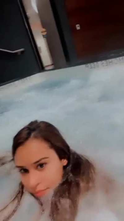 hot tub peach