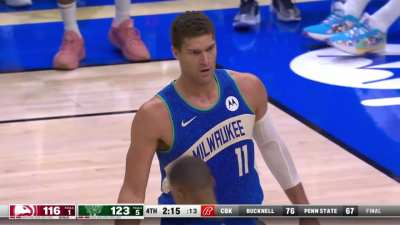 [Highlight] Brook Lopez sends Trae Young's floater attempt to the 5th row!