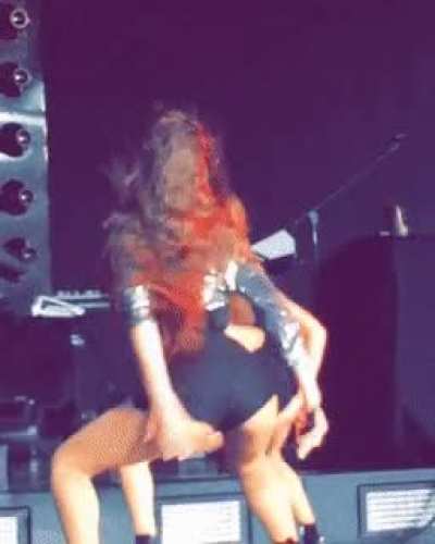 WOW