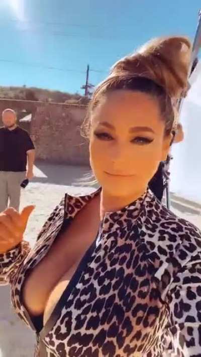 Kelly Brook - Enough?