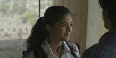 All kissing scenes of our petite raand Ashlesha Thakur who can make a man go wild jst by her bitch attitude face. Wish to see her gettin used in S2