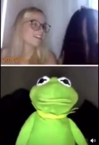 🗿
