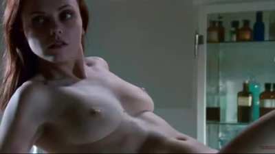 Christina Ricci in After Life [X-Post /r/Ce<wbr>lebri<wbr>ty_Ab<wbr>s]