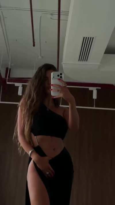 Bare thighs