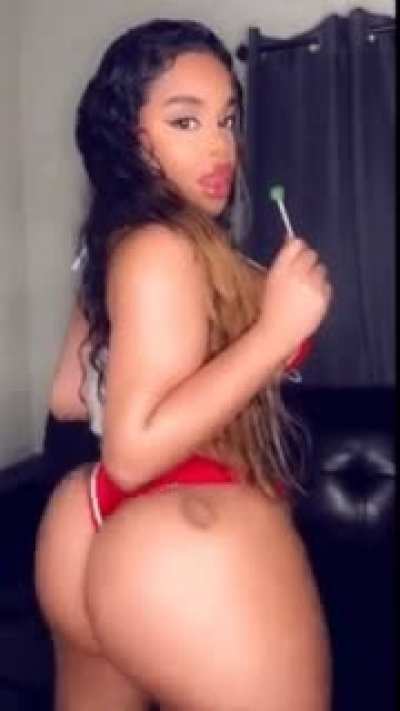 🍑❤️😈