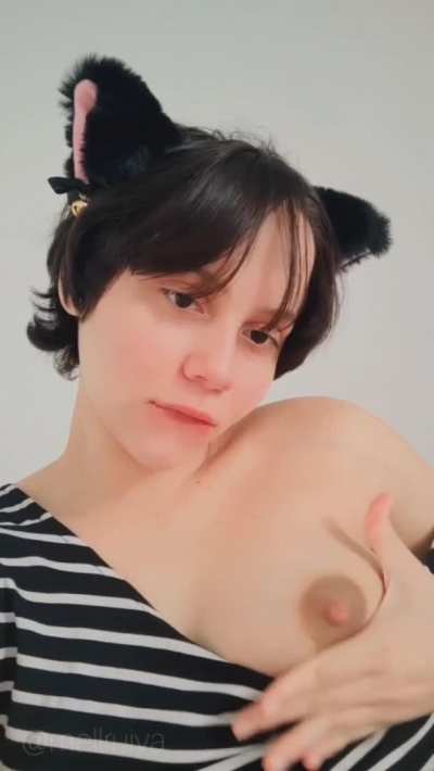 do you like my breasts with milk?😋 (DROP)