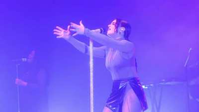 See through on tour