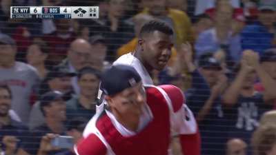 [Highlight] Gleyber Torres comes up clutch with a bases clearing double to put the Yankees up 7-4 in the 10th!