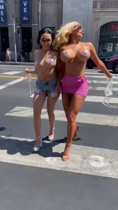 Vicki & Nicolette