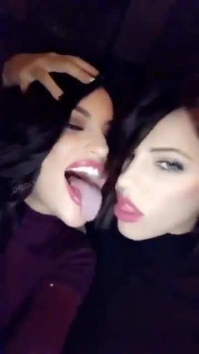 Crazy Tongue Play With Beautiful Babes
