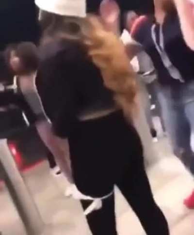 Man beats the fuck out of a Karen