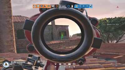 My friend's a gamer