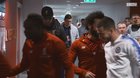 Eden Hazard playing with Mo's hair