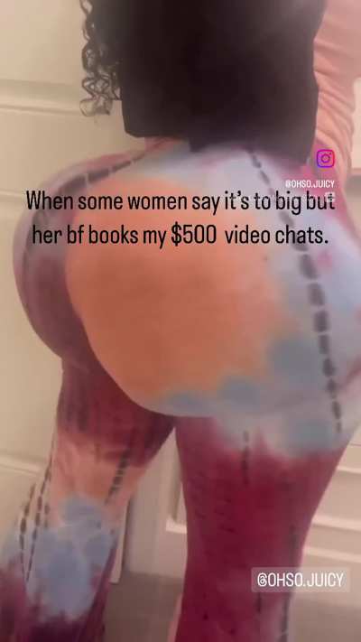 She gotta be trolling with that caption 🤣