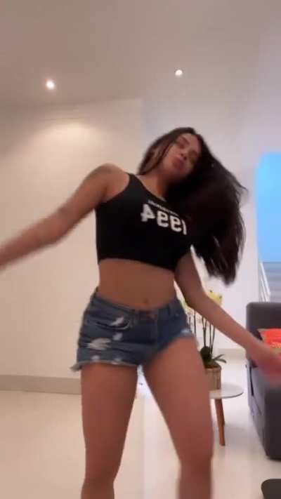 Taina Costa