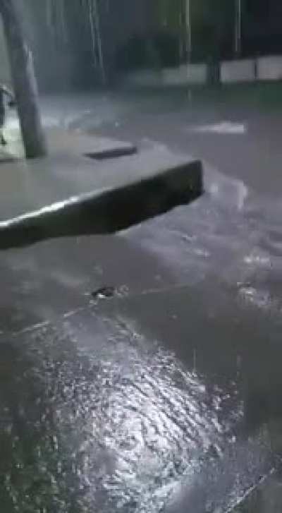 En Tucumán, no tuviste infancia si nunca te llevó la correntada ✌️