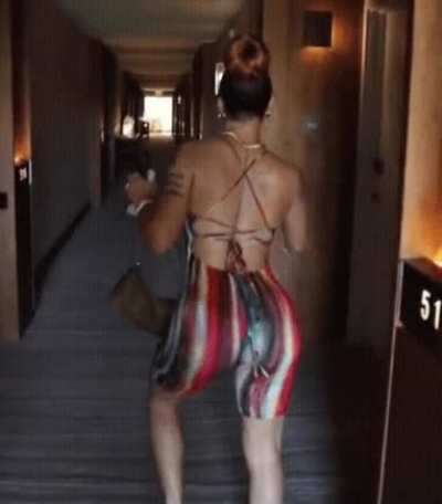OMFG 🍑