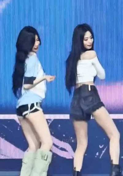 Asa & Ahyeon