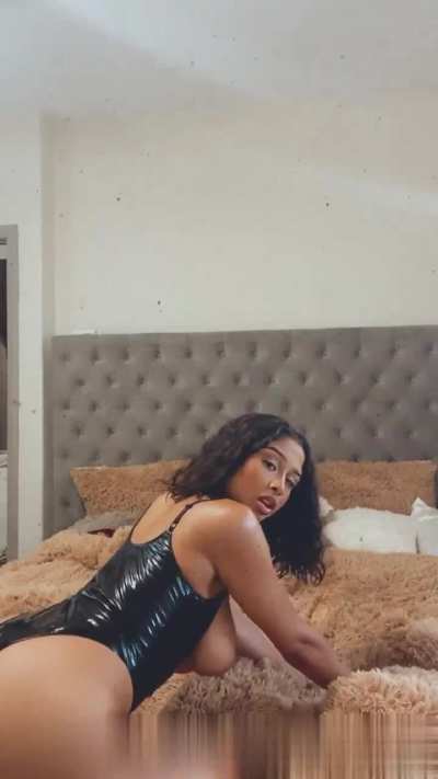 Aly 6
