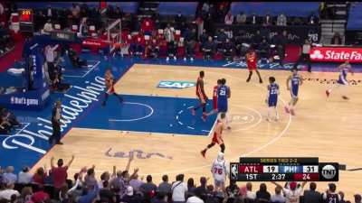 [Highlight] Joel Embiid hits a tough shot over Capela for his 8th consecutive shot