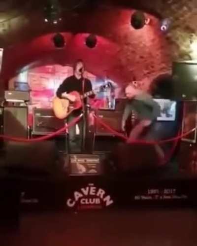 To woo the audience