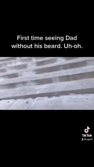 Adorable little girl’s reaction to seeing her dad without a beard for the first time