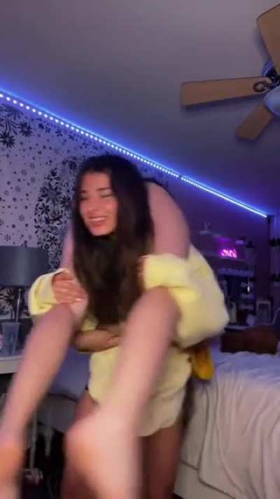 umgoawaymaddie
