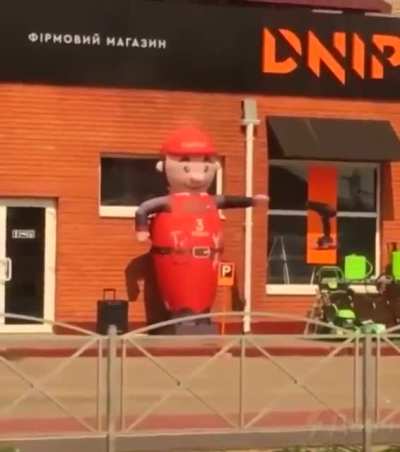 За чистоту ремонта.
