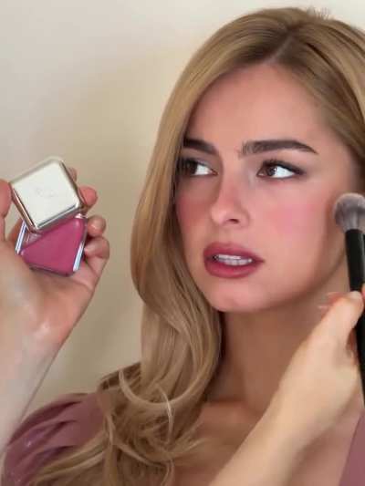Pretty glam
